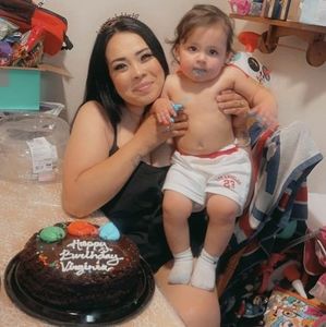 Meet your Posher, Vee